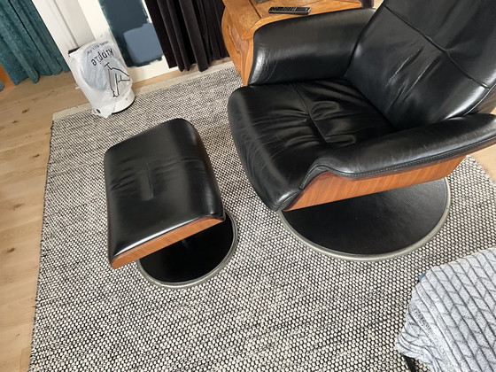 Image 1 of Fauteuil relaxant. La « pause conformiste »