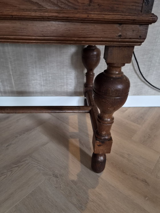 Antieke Deken Kist Uit 17e Eeuw Op Onderstel – Wandkast, Wood (photo 6 of 7)