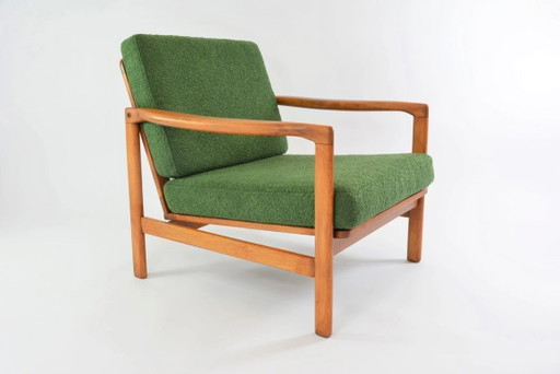 BZ fauteuils in groene bouclé stof