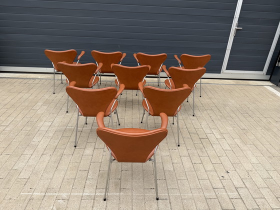 Image 1 of 10 sedie Butterfly serie 7 con braccioli, di Arne Jacobsen, NUOVE!!