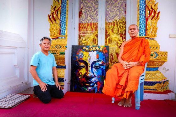 Image 1 of Uniek handgeschilderd Boeddha schilderij “Golden Balance” – Seksak Jaichumchen – 80×100 cm
