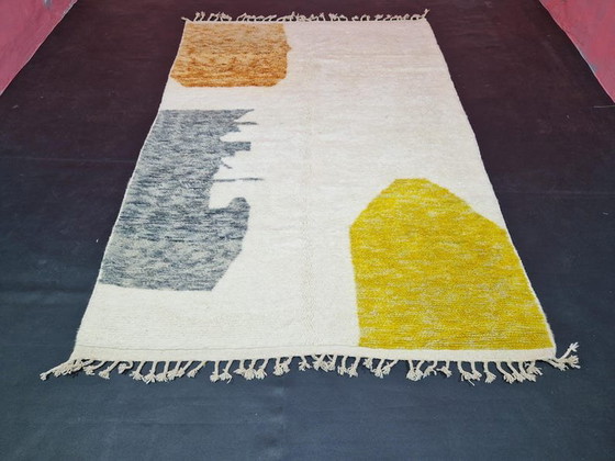 Grand Tapis Berbère en laine naturelle fait main traditionnelle taille 3/4 m – Ahrend, Wool (photo 3 of 8)