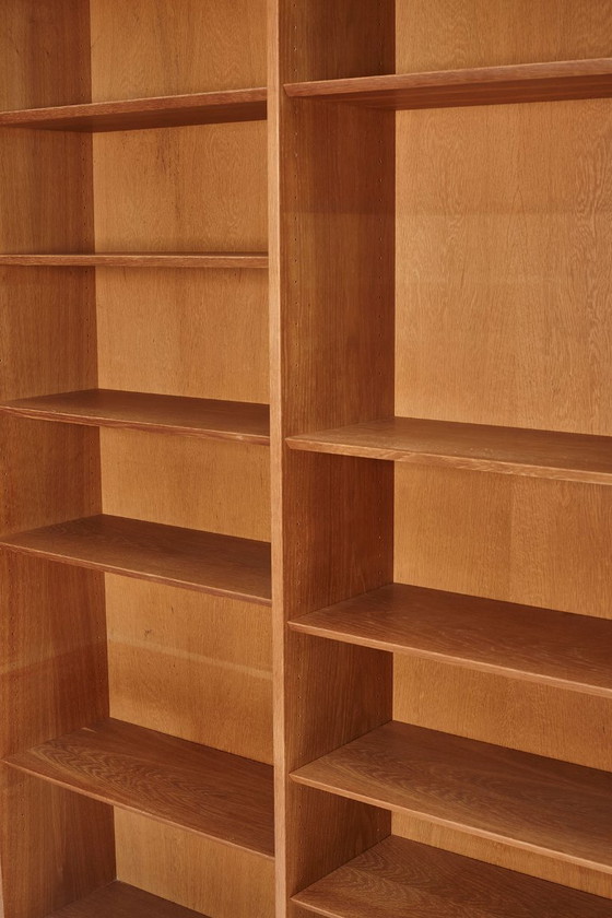 Libreria in rovere disegnata da Poul Hundevad per Hundevad & Co, Danimarca, anni '60. – Librerie, Wood (photo 5 of 12)