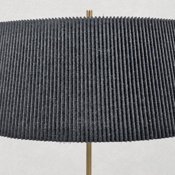 Lámpara de pie Van De Heg Design, cromada / Pantalla negra acanalada (diseño holandés) – Lámparas de pie (photo 8 of 15)