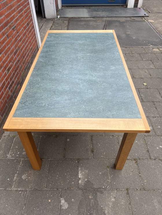 Image 1 of Eettafel, Richard Hutten