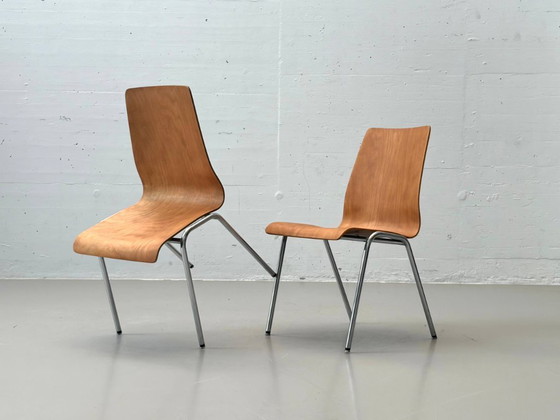 Image 1 of Set van 4 stapelbare stoelen van IGH Herisau, Zwitserland, jaren 70.