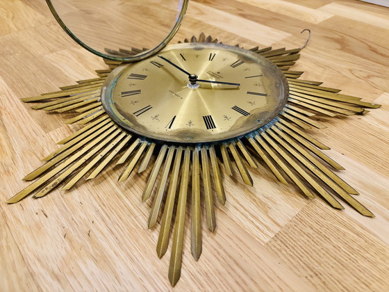 Image 1 of Orologio murale sunburst Junghans - Années 1960 laiton 45cm vintage