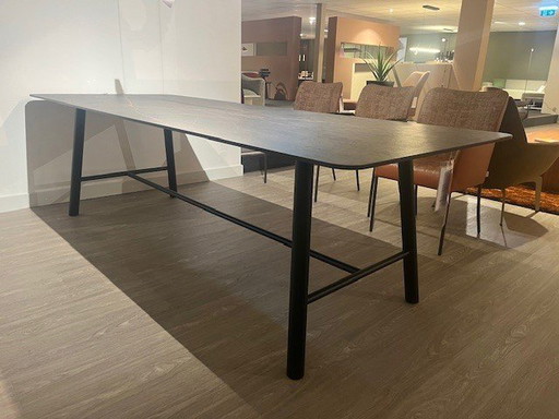 Bert Plantagie Tane – eettafels