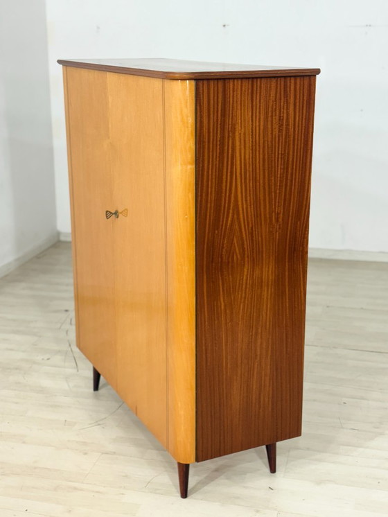 Image 1 of Magnifique armoire à linge/meuble/lavabo/table haute vintage des années 50