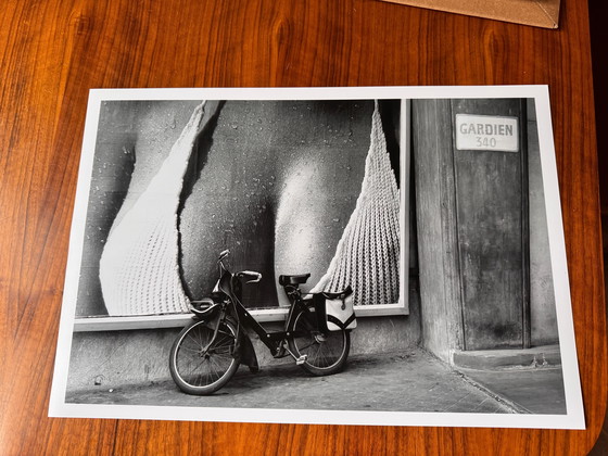 Image 1 of 1x Kunstdruck "Pariser Plakatwand, 1973" - Henri Cartier-Bresson