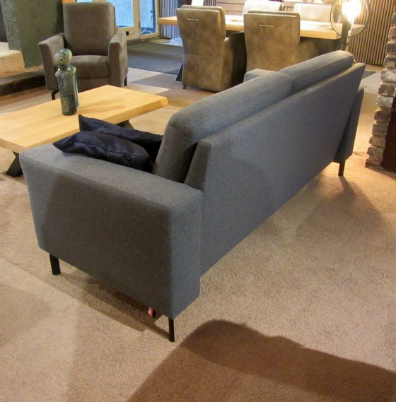 Image 1 of 3+2 sofa set