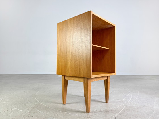 Image 1 of Kleine midcentury ladekast nachtkastje eiken vintage bijzettafel
