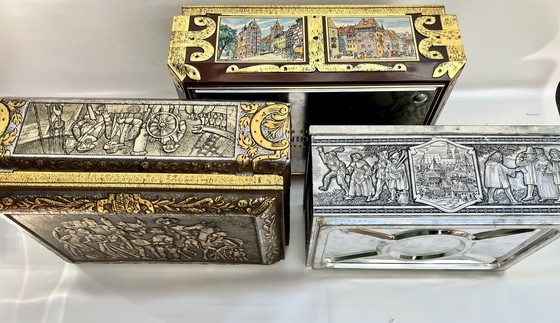 Image 1 of Juego de 6 latas de pan de jengibre nostálgicas – Lebkuchen Schmidt & Wicklein, Nuremberg, ca. 1950-1970