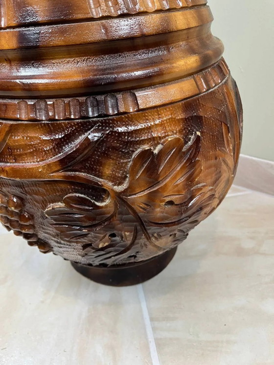 Bedeutende geschnitzte Holzvase – Pflanzkübel, Wood (photo 15 of 16)