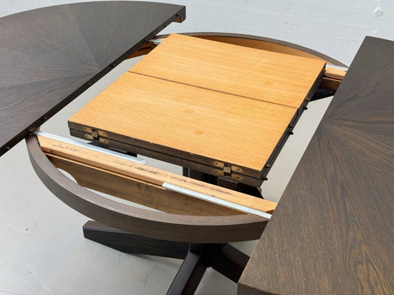 Image 1 of Mesa redonda de mediados de siglo de Girsberger en acabado oscuro, década de 1980