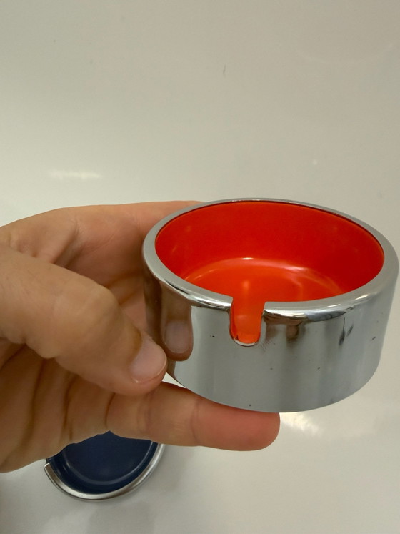Space Age "Tower" Ashtray, Isamu Kenmochi for IPPAG, vintage 1970, Decorative Objects, Chrome, Plastic (photo 9 of 15)
