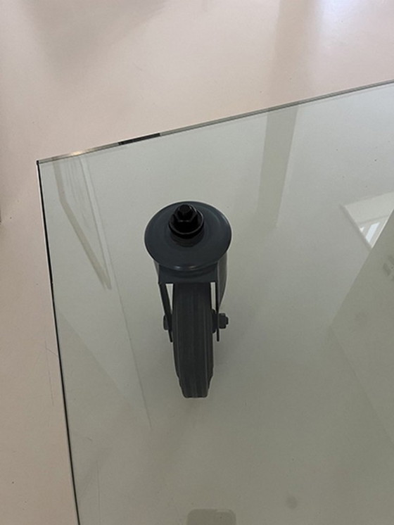 Image 1 of Gae Aulenti coffee table for Fontana Arte