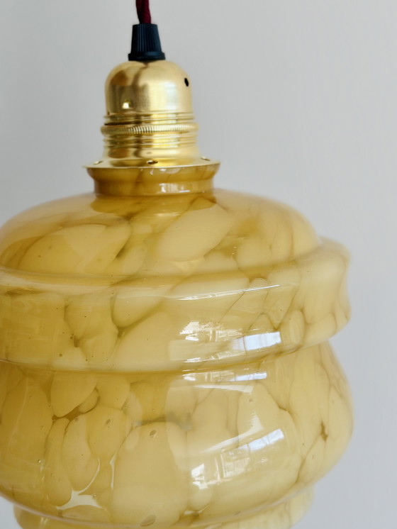 Image 1 of Vintage Art Deco amber marbled glass pendant lamp – 1920s/1930s style