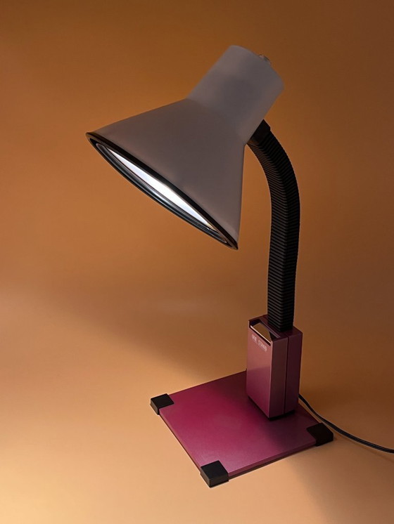 Image 1 of Duo de Lampes de bureau post-moderne « ONE STAND » – années 1980
