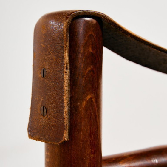 Image 1 of Poltrona e pouf in pelle di vitello ungherese, set da 2