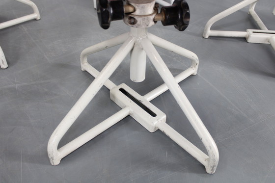 Image 1 of 1960er Jahre Miroslav Navratil Satz von acht Stühlen aus Fiberglas für Vertex, Tschechoslowakei