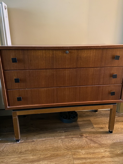 MDK Mid Century Ladenkast