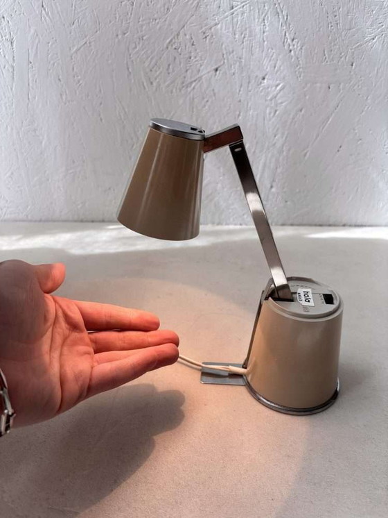 Image 1 of Lampe à poser Hala Lampette beige vintage 1970