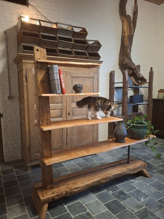 Image 1 of Bellissimo e robusto scaffale dal design