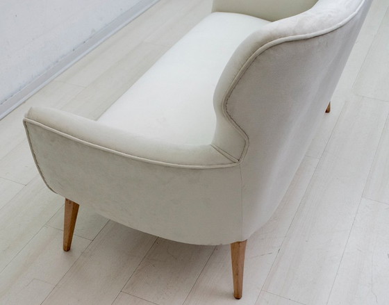 Image 1 of After Gio Ponti Mid-Century Modern Italian Velvet Small Sofa, 1950s