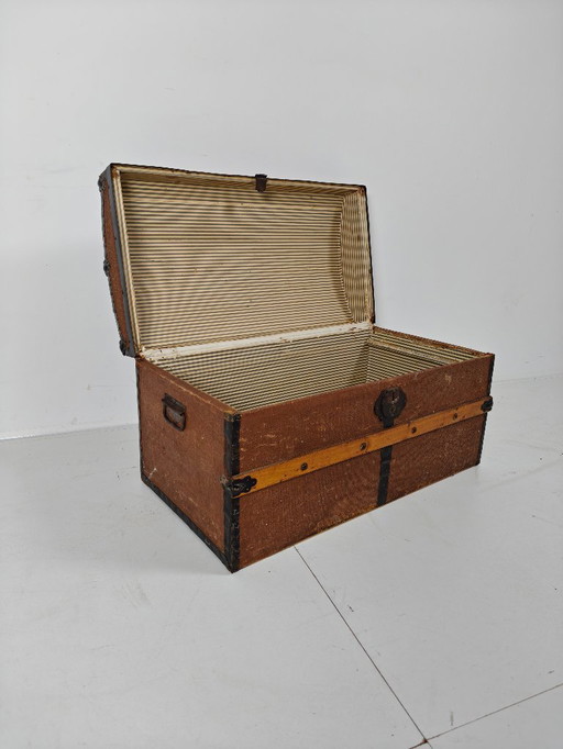 Vintage clothing suitcase