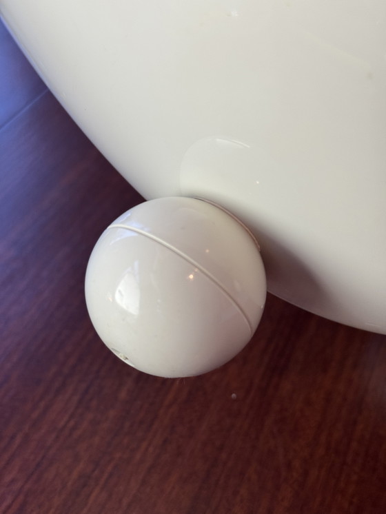 Image 1 of Vintage Brabantia schaal wit - Space Age design met bolpootjes - jaren 70/80