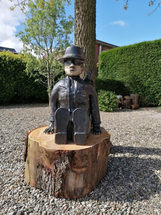 John Doe - ceramic sculpture of man with broken hat (photo 6 of 6)