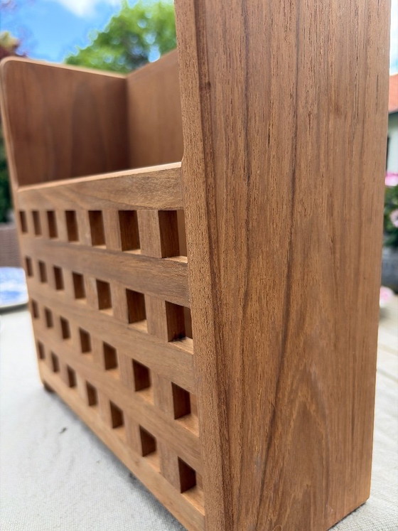 Image 1 of Revistero de teca