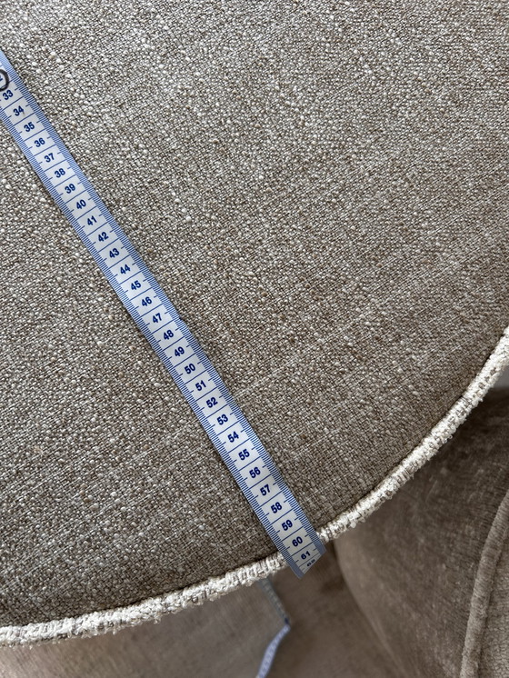 Image 1 of Mesa-puf hecha a mano NUEVA cubierta con hermosa tela