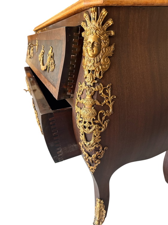 Image 1 of  elegant Louis XV-style commode 