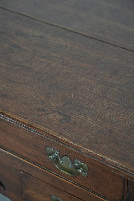 Image 1 of English antique oak lowboy/side table from the 18th century