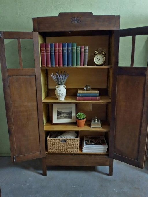 Kleiner Art-Deco-Kleiderschrank, Sideboard, Vitrine