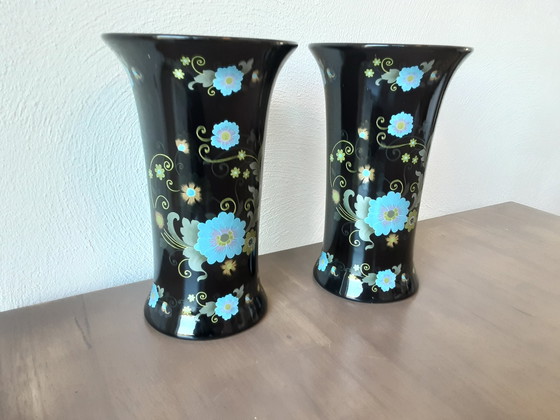 Image 1 of Twee Vintage Vazen Gouda Plateel