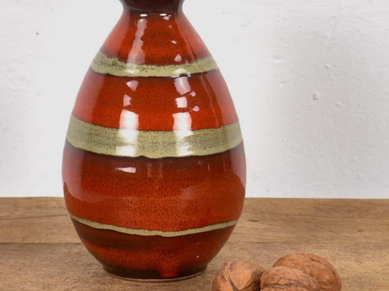Kleine vaas in vintage stijl (ca. 1960) – Vazen, Ceramic (photo 2 of 9)