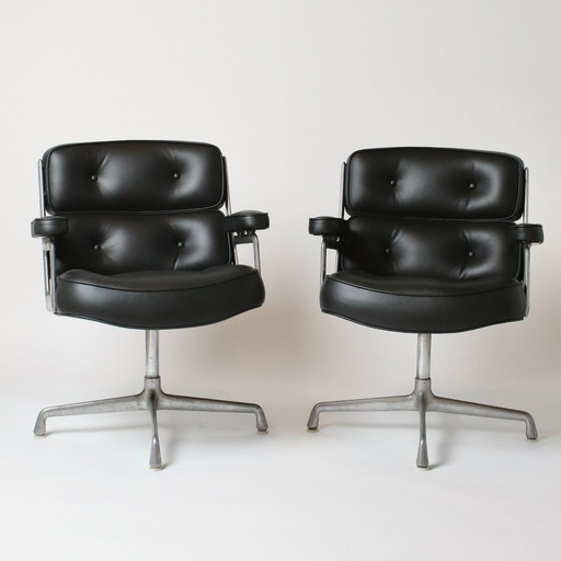 Lobby stoel van Charles Eames voor Herman Miller