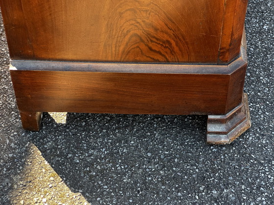 Image 1 of Antieke secretaire met klapdeur van notenhout - periode Lodewijk Philippe