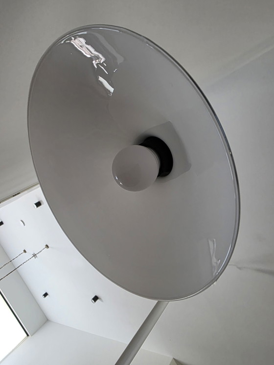 Image 1 of Lampadaire blanc vintage