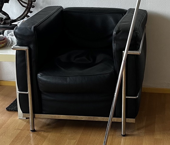 Image 1 of Replica LC2 zwart leren fauteuil 