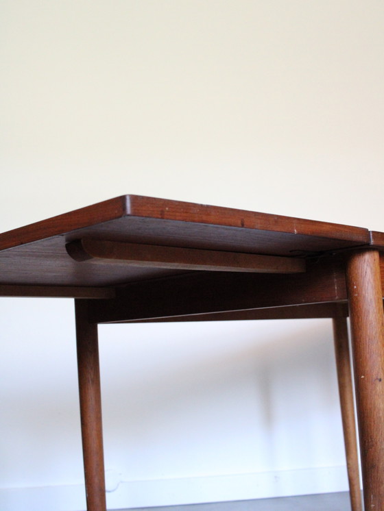 Vintage Danish extendable dining table in teak with leaves – Wood (photo 11 of 11)