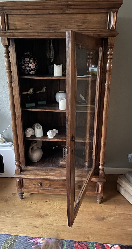 Image 1 of Halfhoge (vitrine)kast vintage indonésien