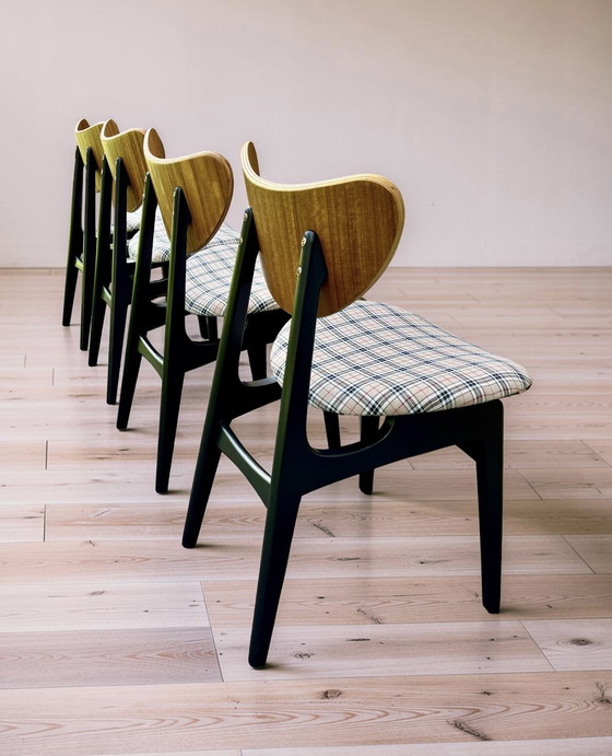 Image 1 of Juego de 4 sillas G Plan con respaldo de mariposa, estilo mediados de siglo.