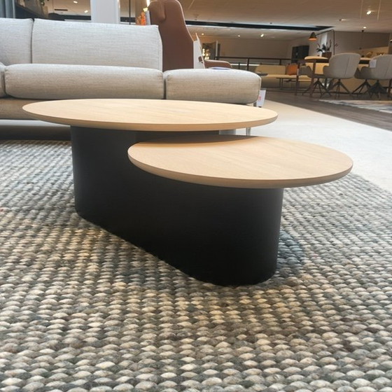 Image 1 of Pode Flowy coffee table