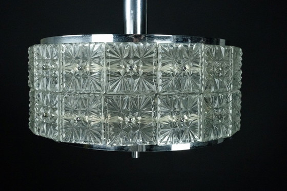 Image 1 of Lampadario vintage Kinkeldey in cristallo e cromo. Germania anni '60