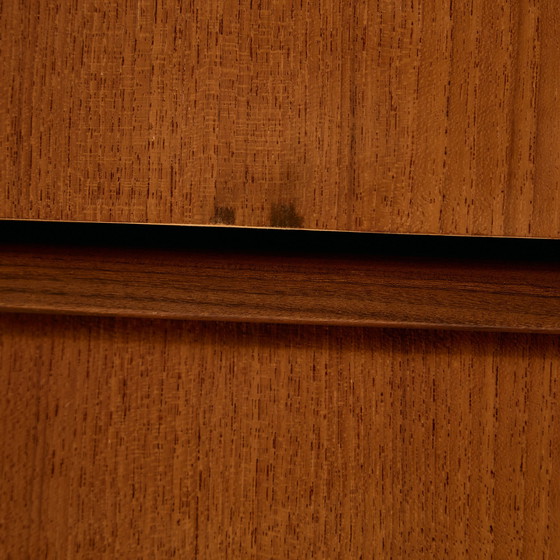 Image 1 of MK10648 Commode en teck restaurée