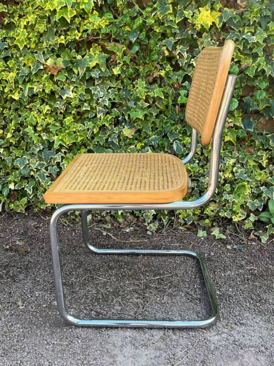 Image 1 of Stuhl aus Holz und Rohrgeflecht im Stil von Marcel Breuer